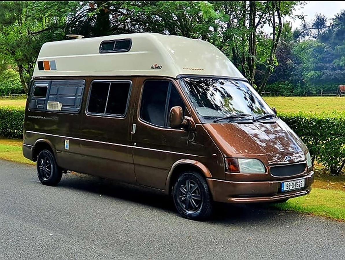 Отель Retro Camper Hire Дублин Экстерьер фото