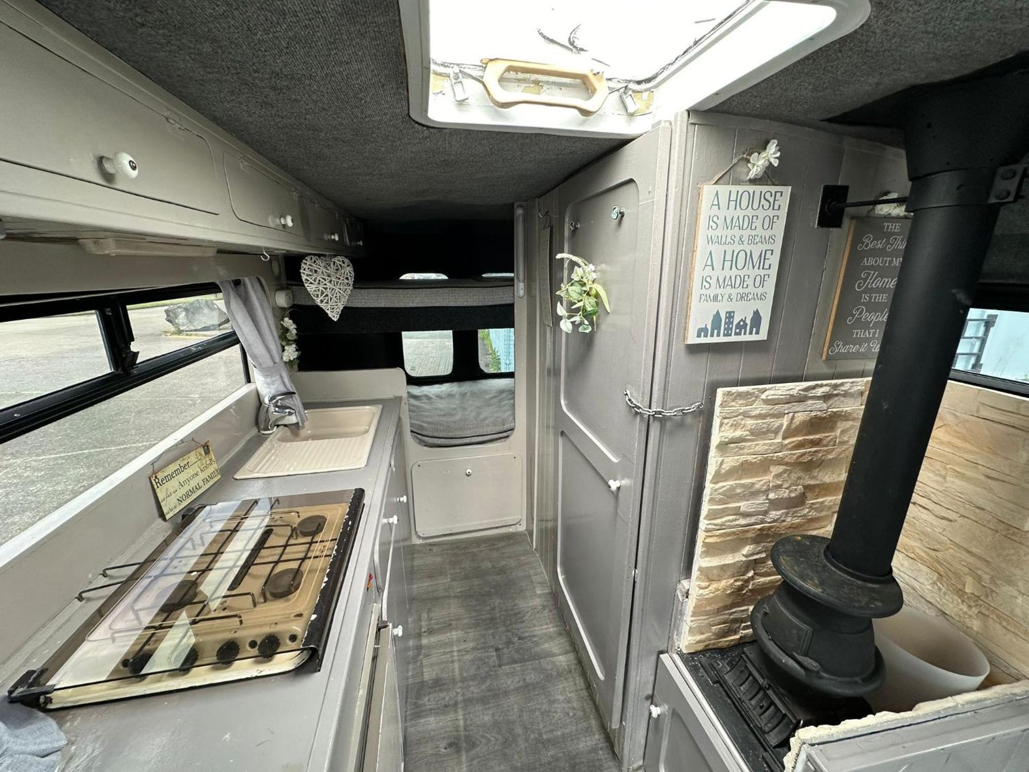 Отель Retro Camper Hire Дублин Экстерьер фото
