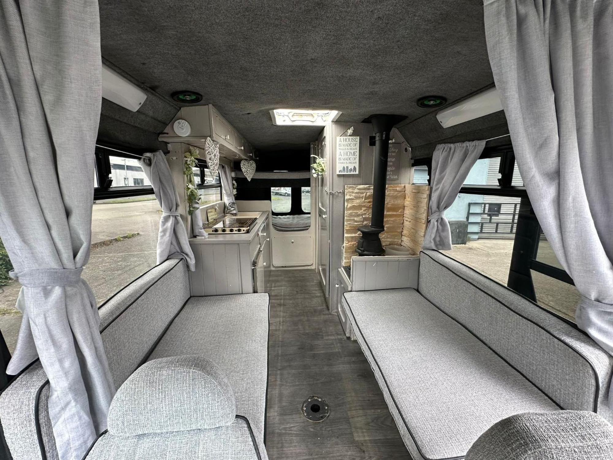 Отель Retro Camper Hire Дублин Экстерьер фото